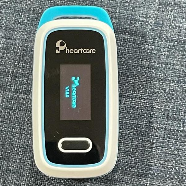 Finger Tip Pulse Oximeter with OLED Display and Auto Power off Feature